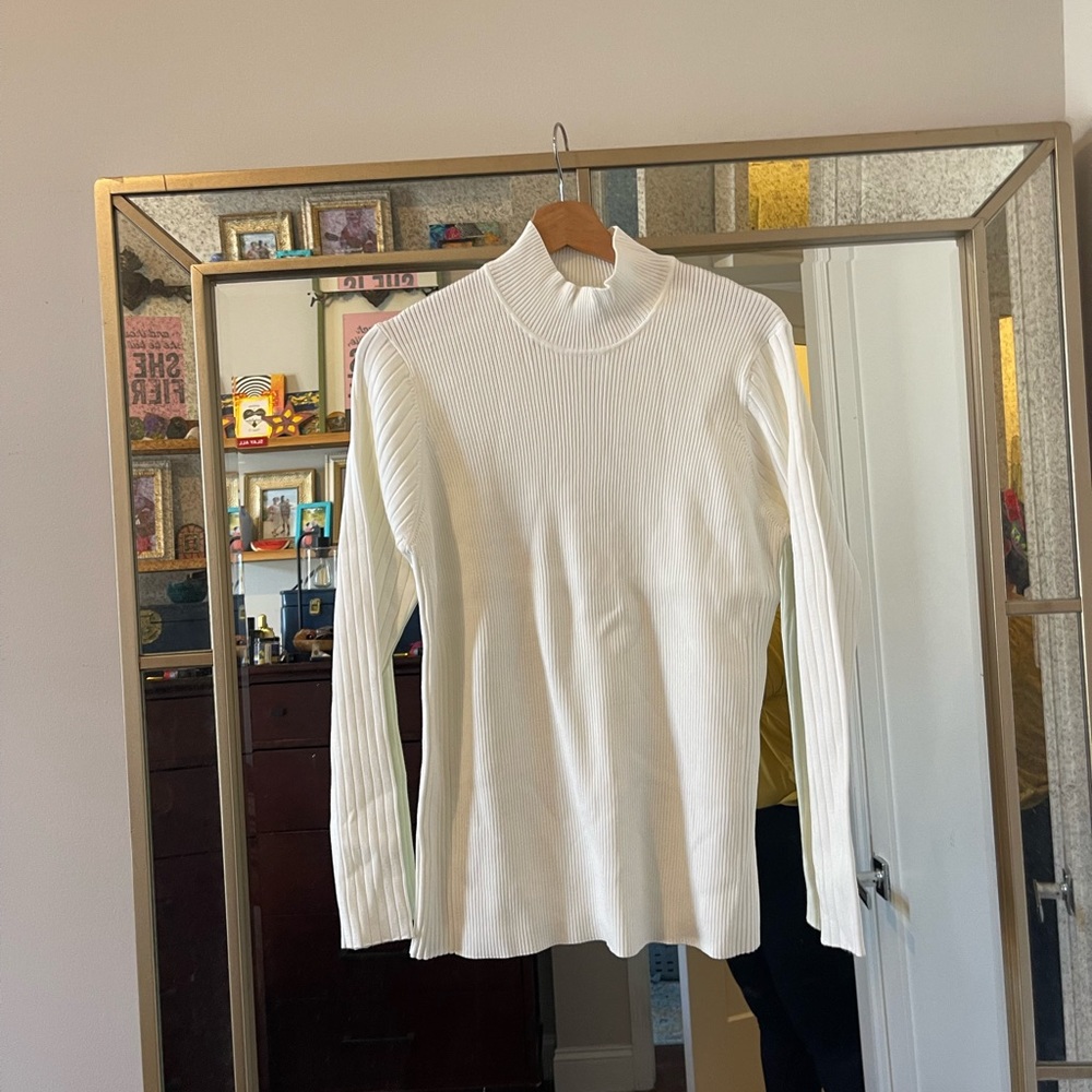 Universal Standard White Ribbed Turtleneck size M (18-20) NWT